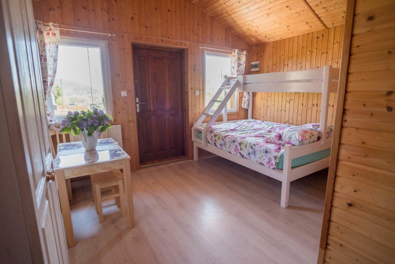 Domek Skowronek Szczytna Esterno foto